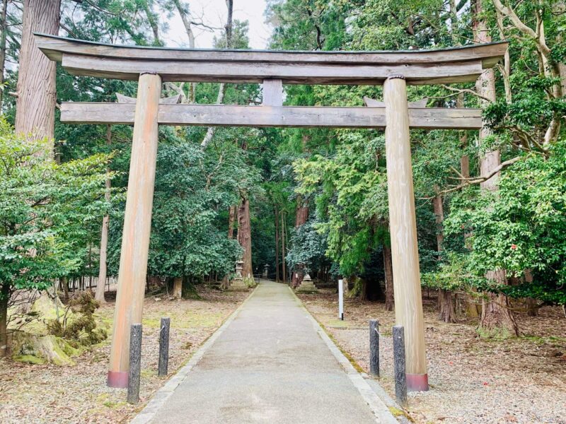 若狭彦神社の鳥居