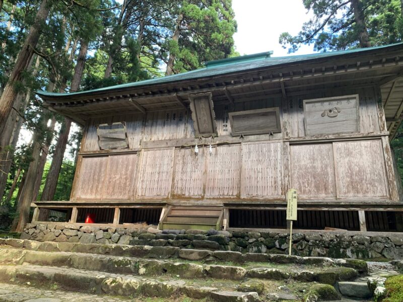 平泉寺白山神社の拝殿