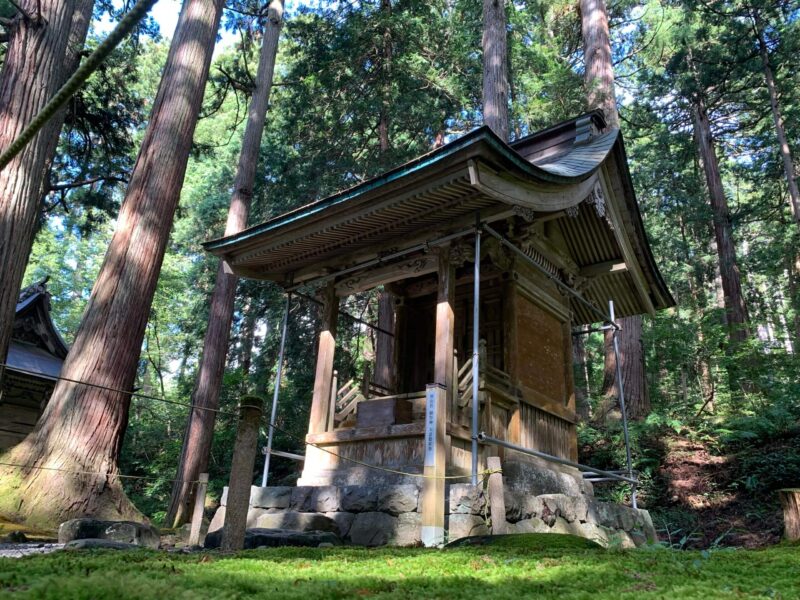 平泉寺白山神社の別山社